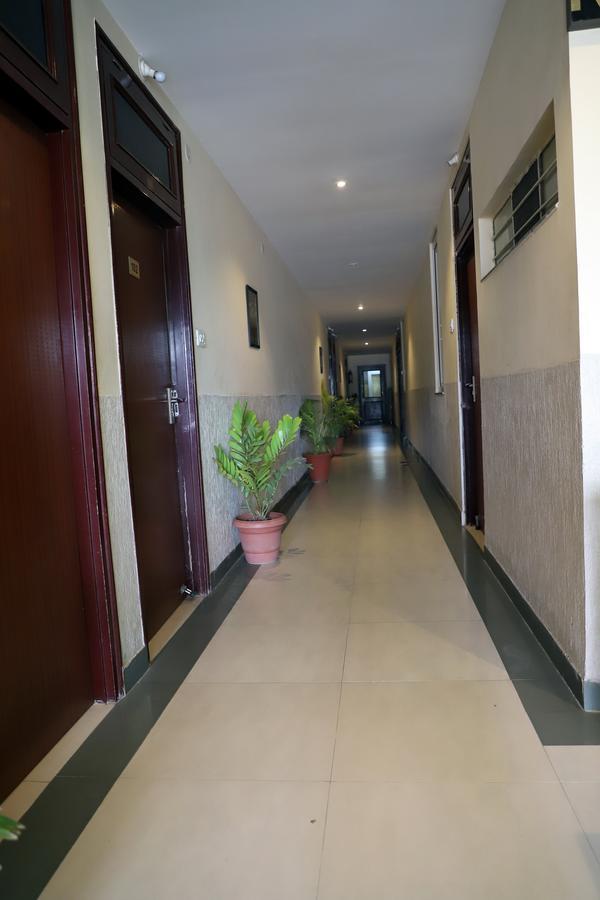 Resort Exotika Kota  Exterior photo