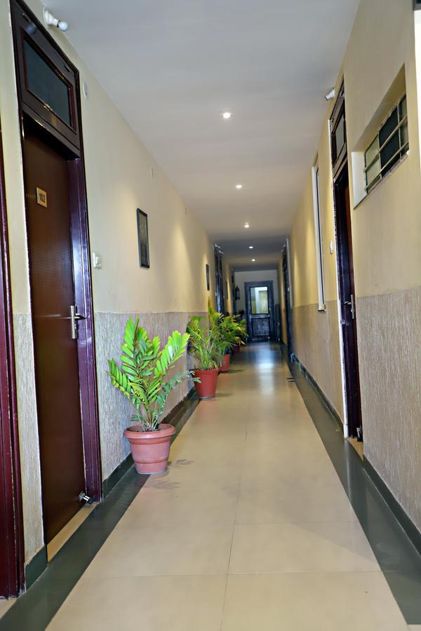 Resort Exotika Kota  Exterior photo