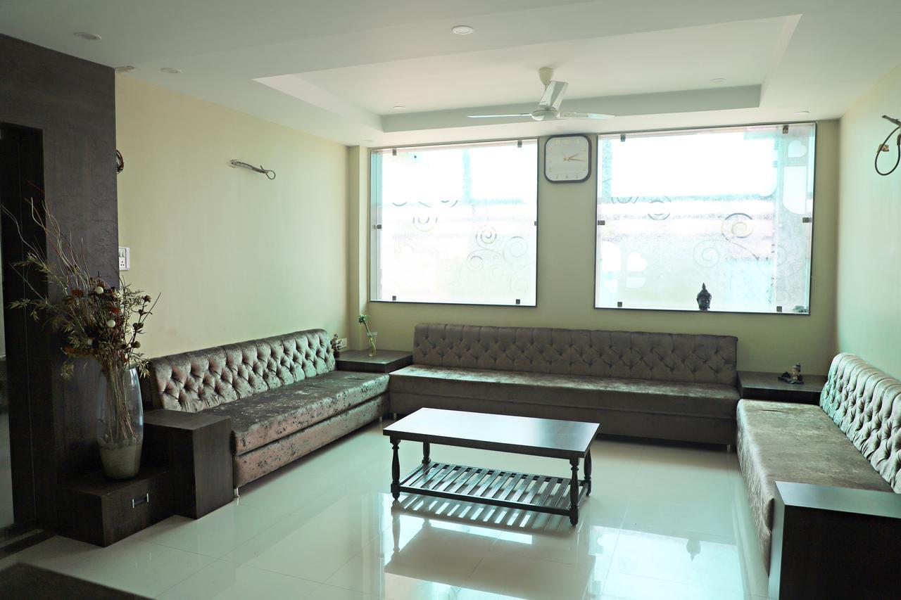 Resort Exotika Kota  Exterior photo